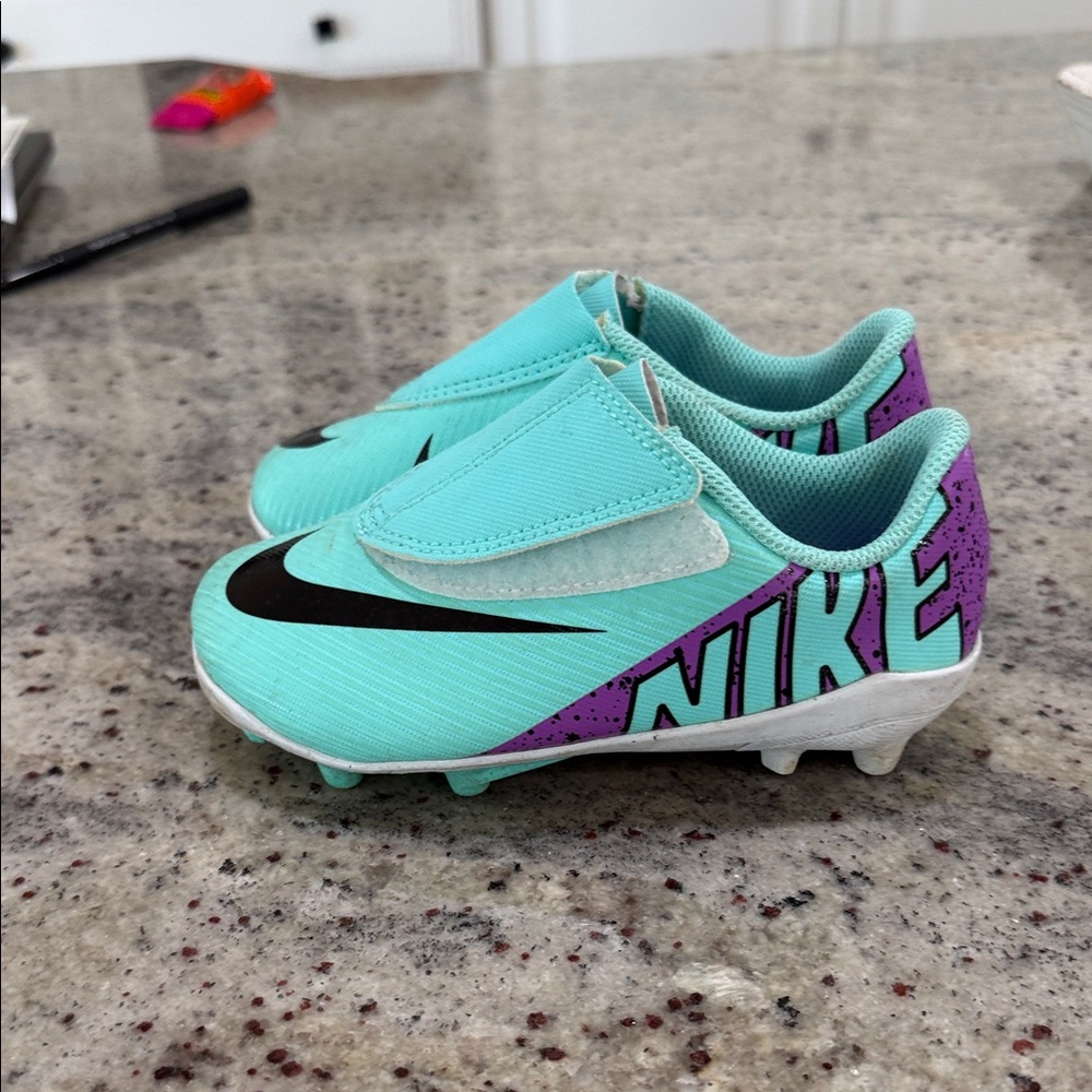 Nike Kids Turquoise & Purple Soccer Cleats with Black Swoosh